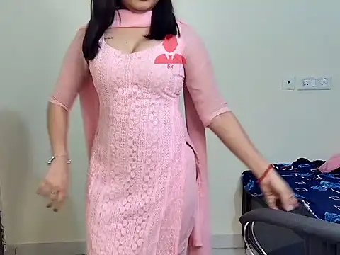 Vaani_09 live sex cam