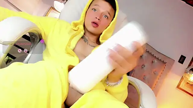 Tim_wolf live sex cam