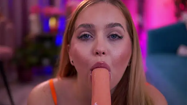 ElyssawetXX live sex cam