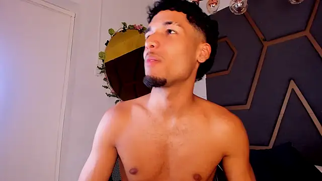 Thiagoferreti live sex cam