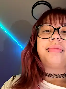 moan4mona's cam snapshot