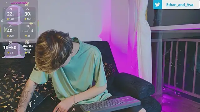 ethan_and_ava live sex cam