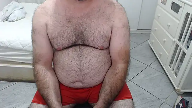 MysterBearMG live sex cam