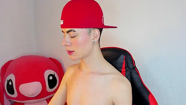 divine_philp77's cam snapshot