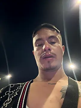 DominickVegas live sex cam