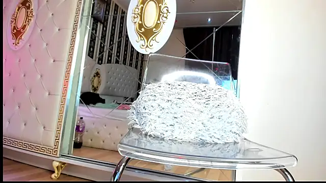 Aidasina live sex cam