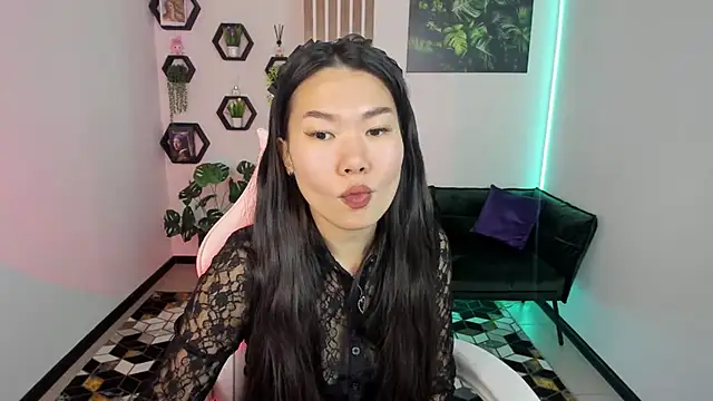 LunaPurrr's cam snapshot