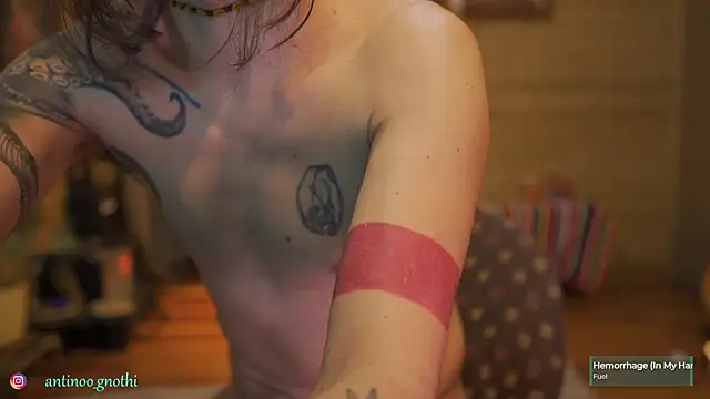 Antinoo_Gnothi's cam snapshot