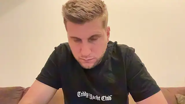 zavatar91's cam snapshot