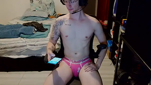 SweetGoodBoy22's cam snapshot