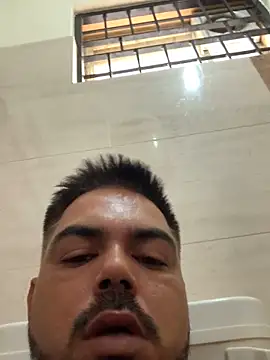 rags_pussylicker's cam snapshot