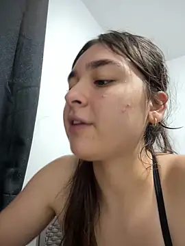 Valentina_ro live sex cam