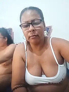 DioxaHot7's cam snapshot