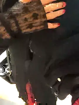 pink-mai live sex cam