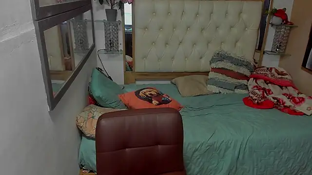 heiker_ live sex cam
