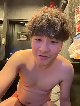 yuuki8910 live sex cam