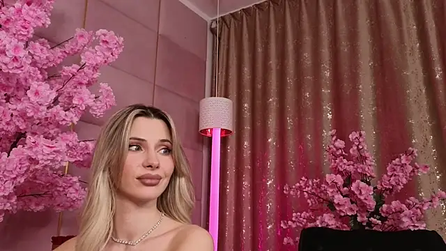 Elliblue live sex cam