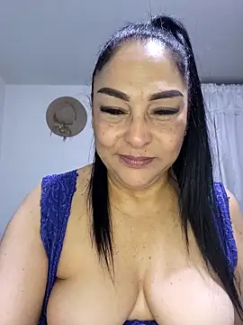 Gina_Myers live sex cam