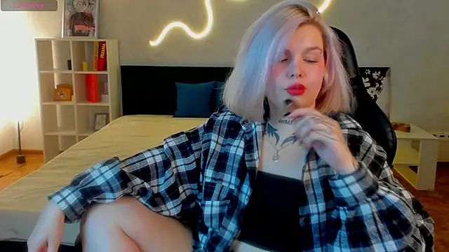 shadow__purrr's cam snapshot