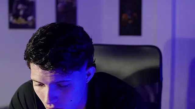 Hazzan_Velez live sex cam