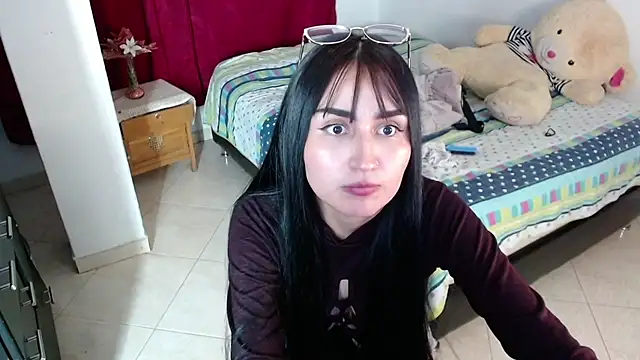 Tiffani_Williams live sex cam