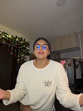 SaraParisi's cam snapshot