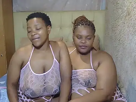 Twin_lovers live sex cam