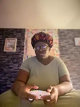 -Yagurlwest live sex cam