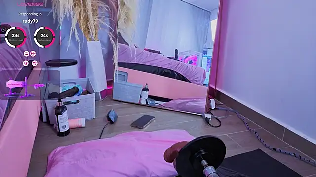 Chlooee__'s cam snapshot