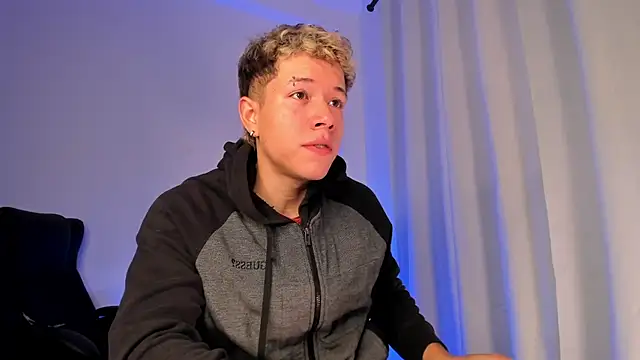 nathan_blake live sex cam