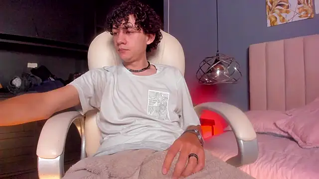 Helios_Obscuro live sex cam