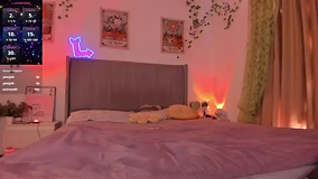 Whitekitty-exe live sex cam