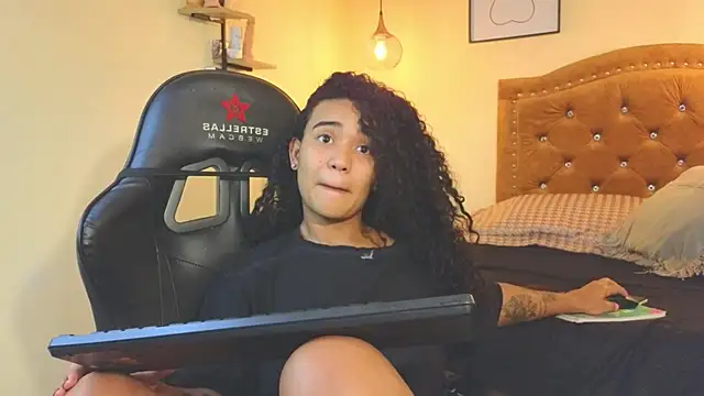 evafoxs live sex cam