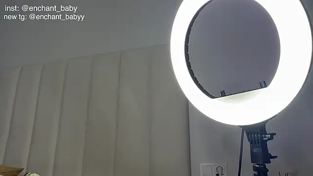 enchant_baby live sex cam