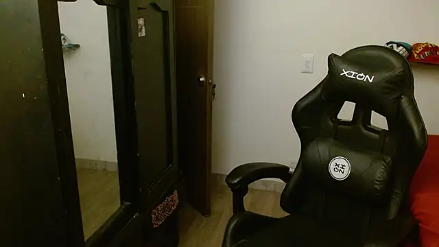 kv___xxx_ live sex cam