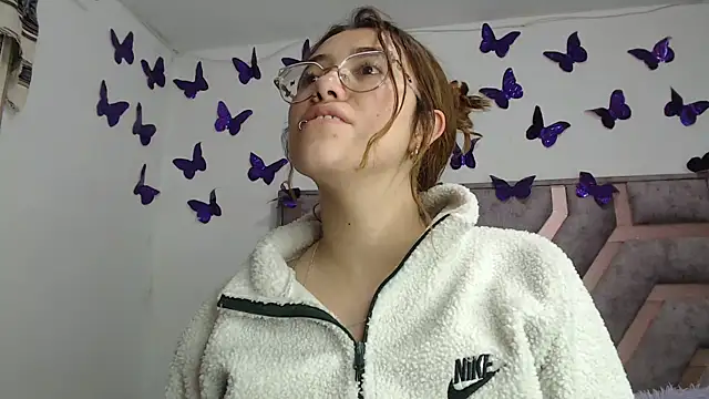 Anny-Fox live sex cam