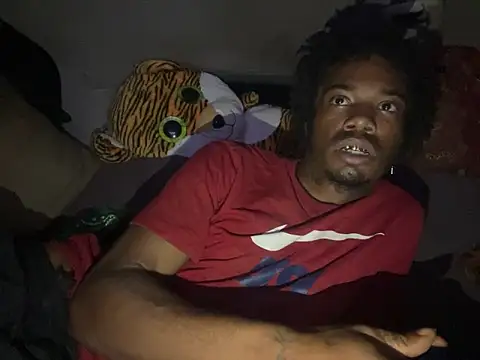 SlimeCrownzOut5's cam snapshot