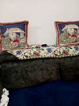 AnittaTettona live sex cam