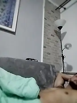 iurinicola's cam snapshot