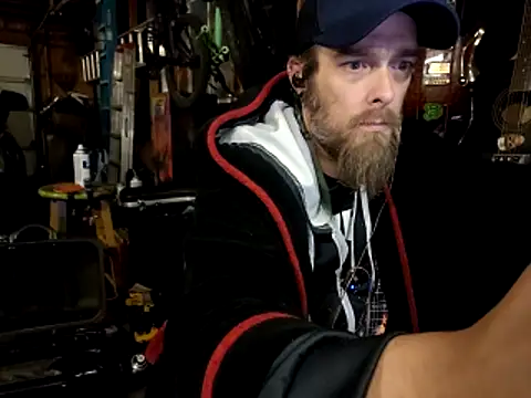 thejuicybacon's cam snapshot