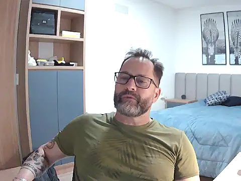 lorenzoDaddy's cam snapshot