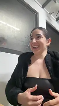 Vicky-Andrade live sex cam