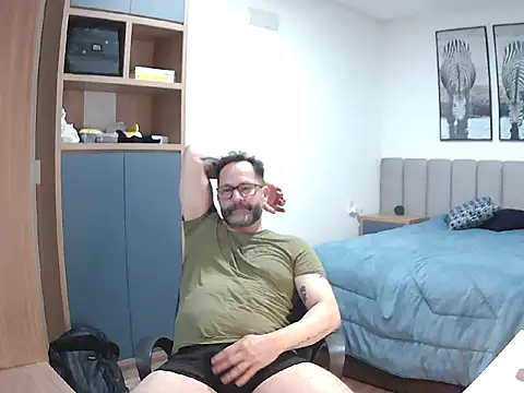 lorenzoDaddy's cam snapshot