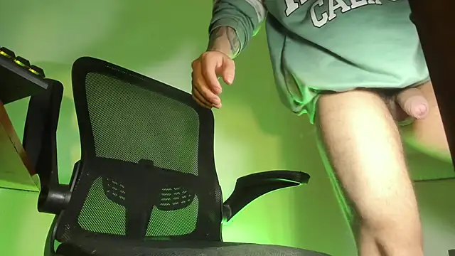 s_sven03's cam snapshot