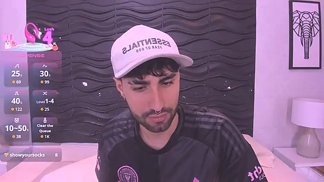 MilanZaire's cam snapshot