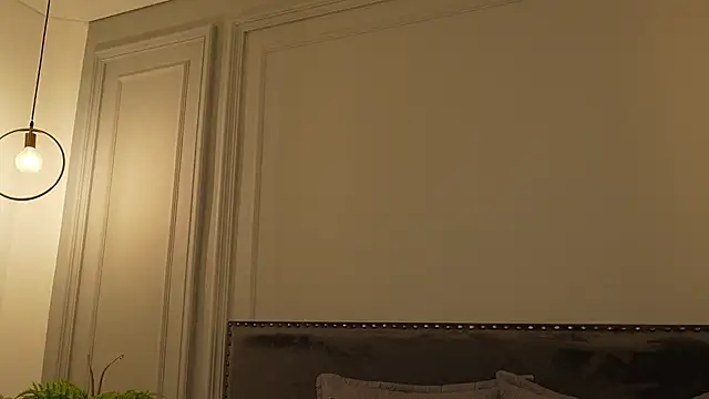 IrisBaker live sex cam