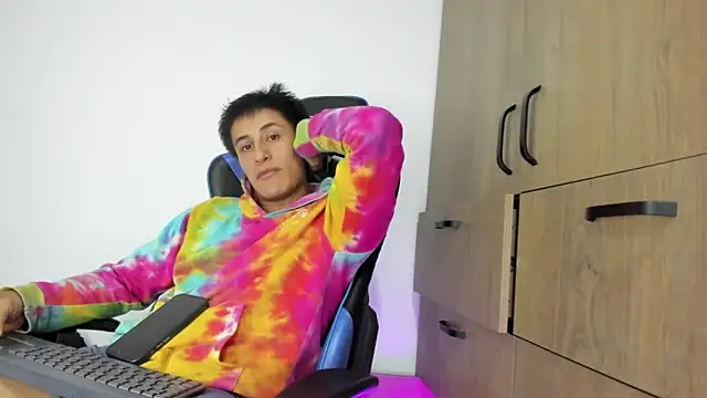 dorman_boy's cam snapshot