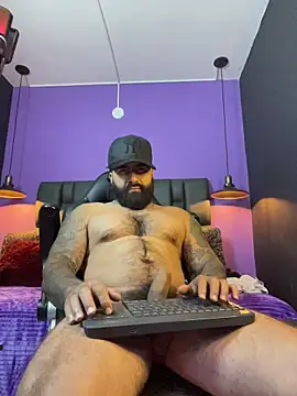 Lyon_vach live sex cam