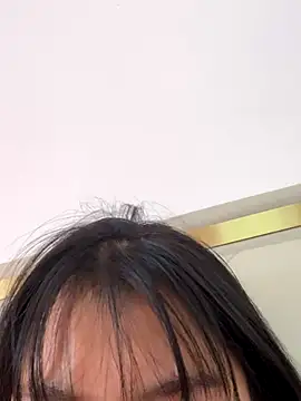 Emlyly-18's cam snapshot