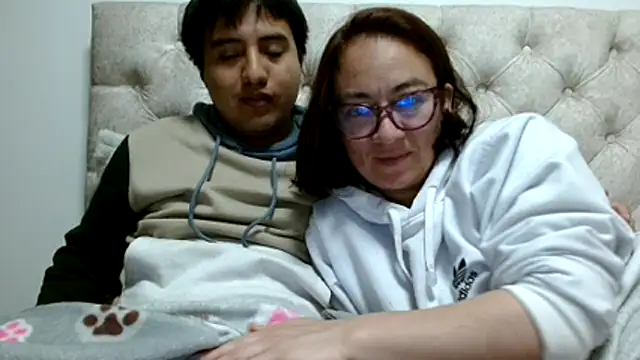 the_magnificent8's cam snapshot